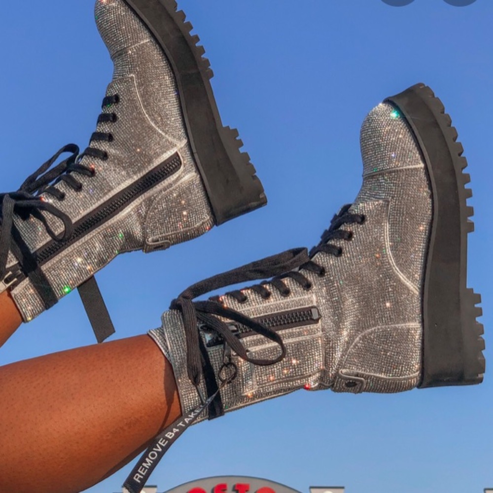 Bling tour Billionaire Boots